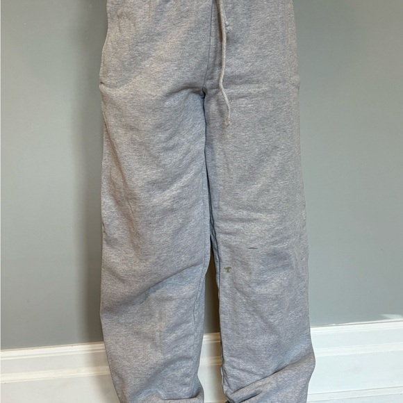Grey sweatpants from aritzia, fleeced, unisex - Picture 5 of 6